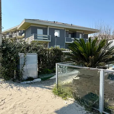 Marine Apartment